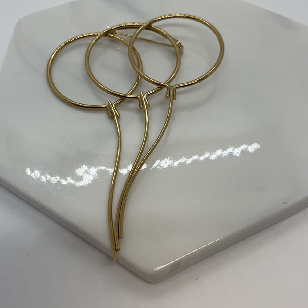 Vintage Bouquet of Balloons Pin